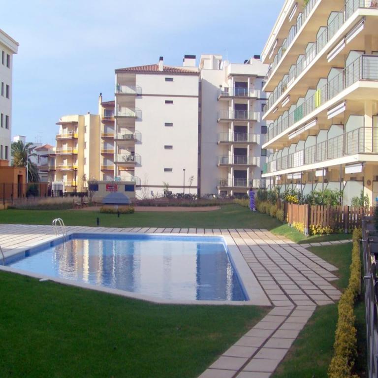 Apartment in Roses with Beachfront Views - Two-Bedroom Apartment - 8