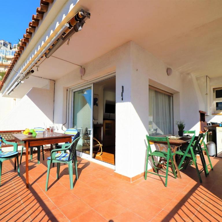 Apartment in Roses near beach - Two-Bedroom Apartment - 5