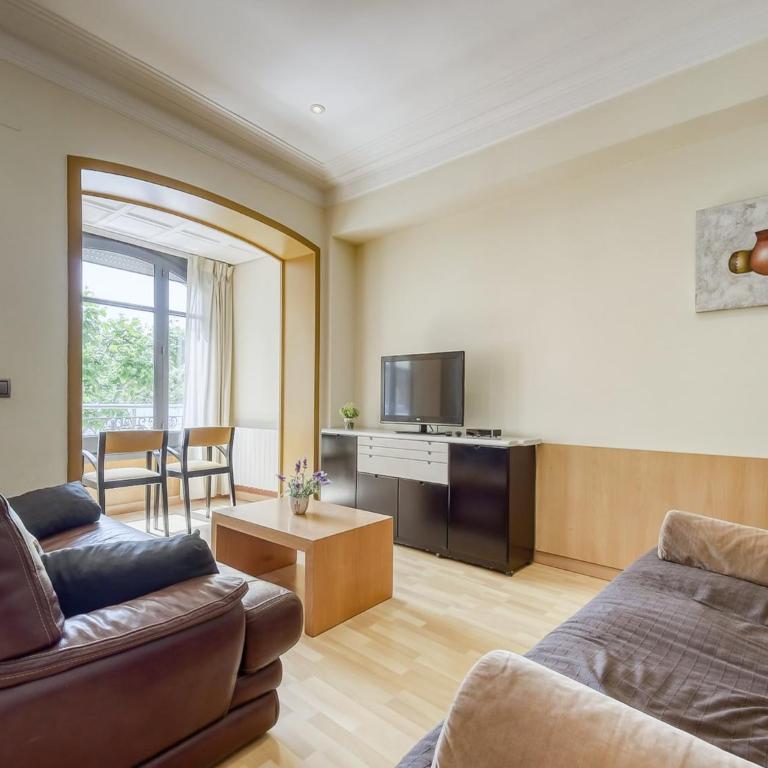 Apartment in Roses by the Beach - Three-Bedroom Apartment - 8