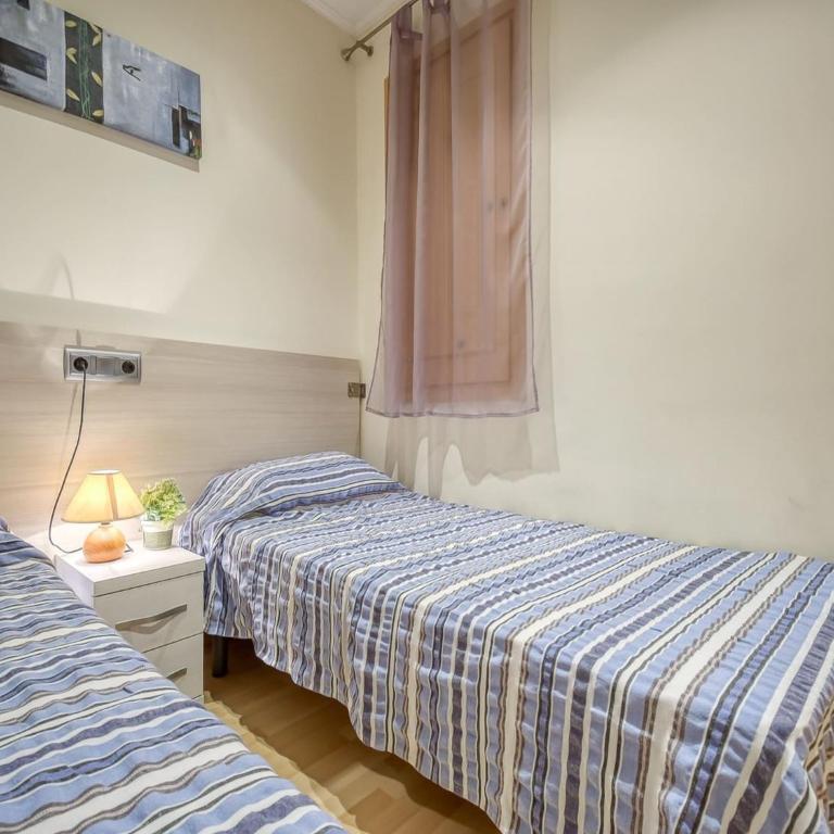Apartment in Roses by the Beach - Three-Bedroom Apartment - 18