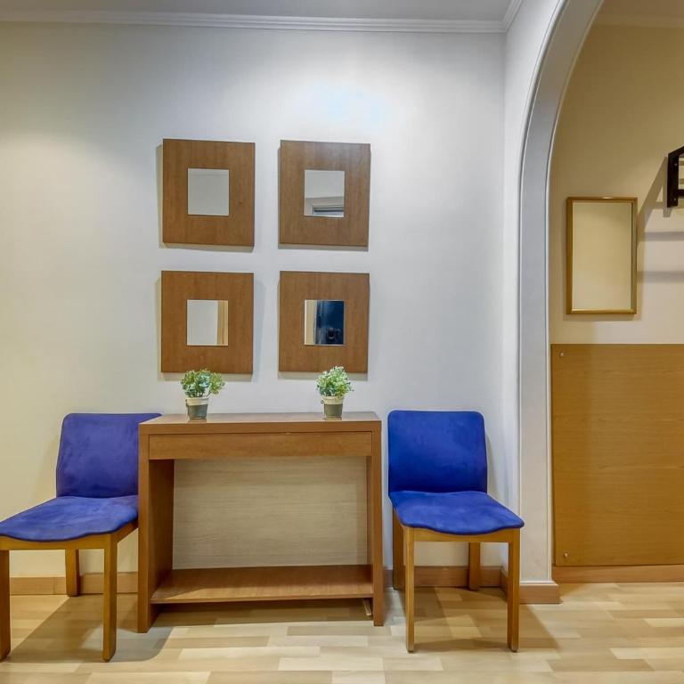 Apartment in Roses by the Beach - Three-Bedroom Apartment - 13