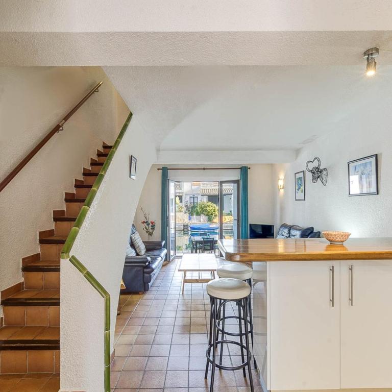 Rustic Chic w Mooring Spot - Apartamento de 3 dormitorios - 16