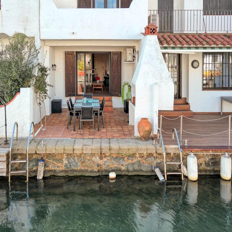 Rustic Chic w Mooring Spot - Apartamento de 3 dormitorios - 8
