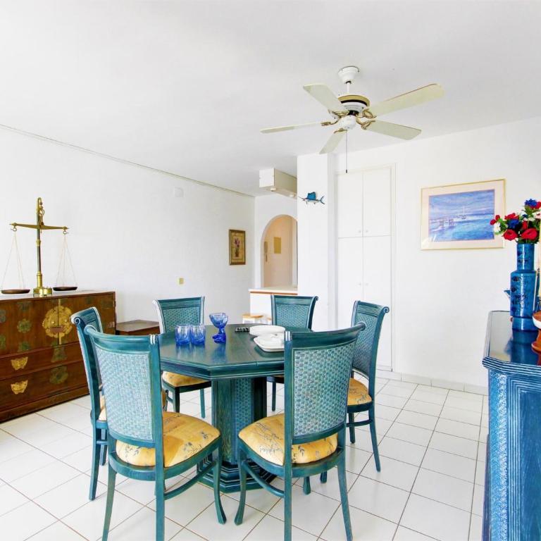 Apartment in Roses near Sand Beach - Two-Bedroom Apartment - 13
