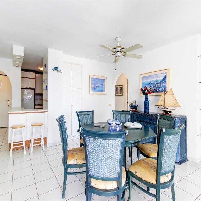 Apartment in Roses near Sand Beach - Two-Bedroom Apartment - 6