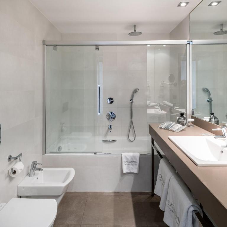 Catalonia Catedral - Deluxe Double Room with Terrace and Private Pool - 8