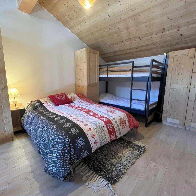 Confort moderne avec mezzanine près du téléphérique - FR-1-464-247 - Appartement - 7