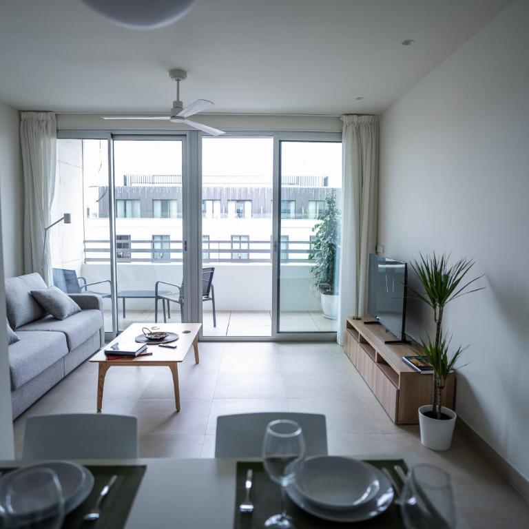 Casas de Sevilla - Apartamentos Magdalena Plaza Hábitats - Apartamento de 2 dormitorios con terraza - 3