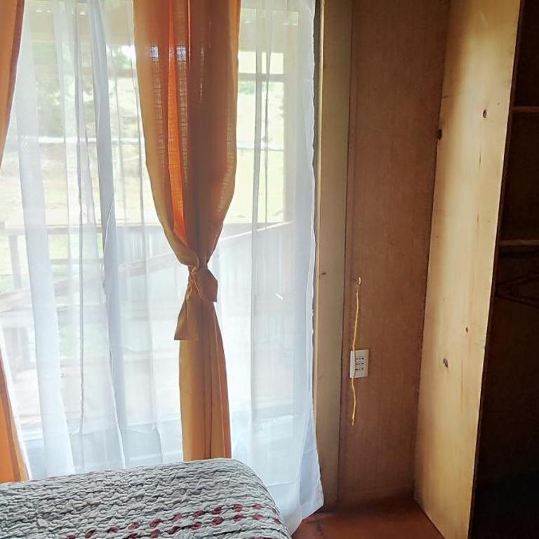 Lodge Hare Ariki Koreto - Habitación con cama grande y vistas al mar - 9
