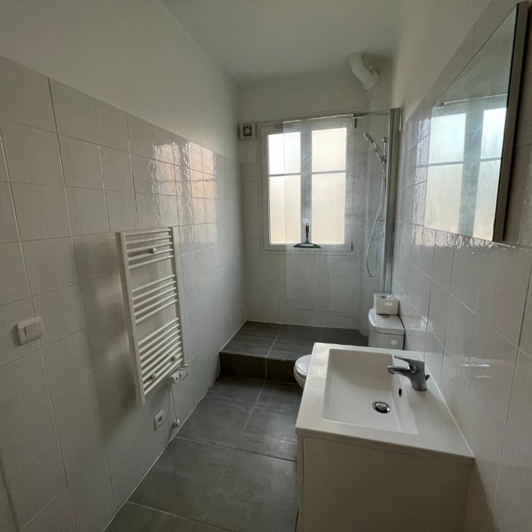Charmant Studio à 5 min Porte de St Cloud et Rolland Garros - Apartment mit 1 Schlafzimmer - 2