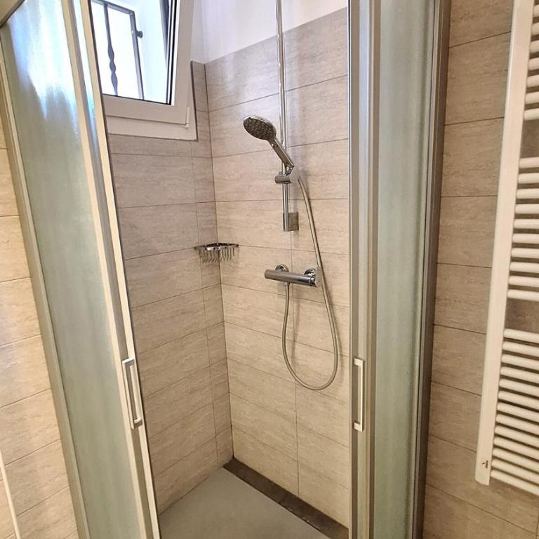 Trilocale Lazise Pool - Al Glicine Apartments - Appartamento Superior - 16