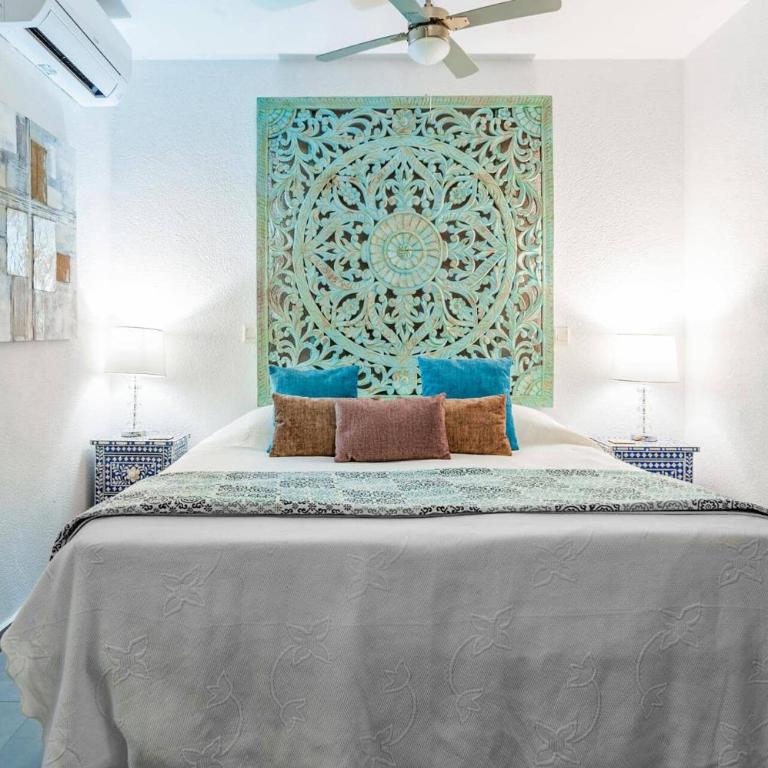 Villa Nirvana by Villa Plus - Villa - 29