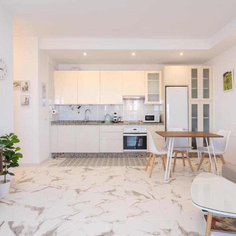 Home2Book Sea Breeze Apartment Terrace - Apartamento de 1 dormitorio - 8