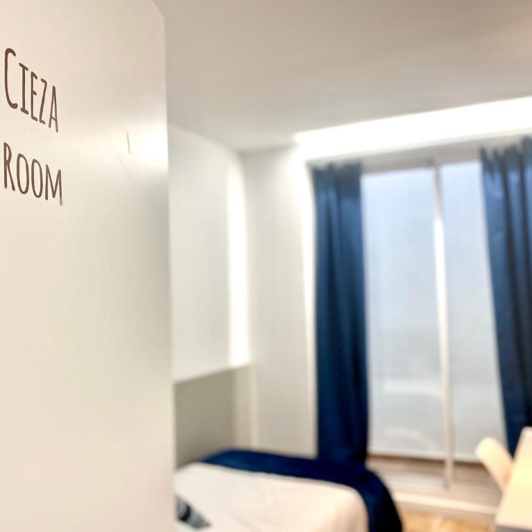 Guest House Espinardo Murcia Casa Universitaria - Deluxe Single Room - 1