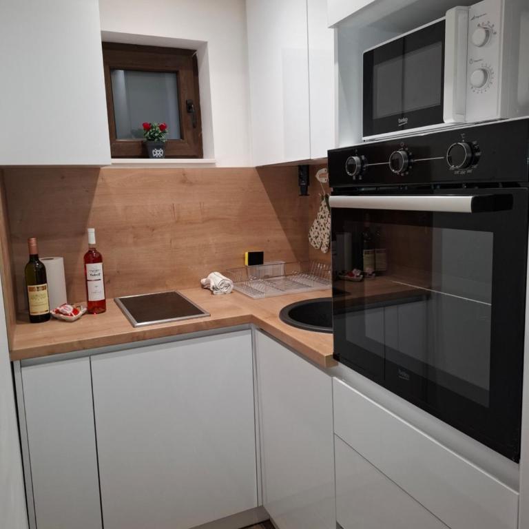 Vikendica Sedam Patuljaka - Two-Bedroom House - 15