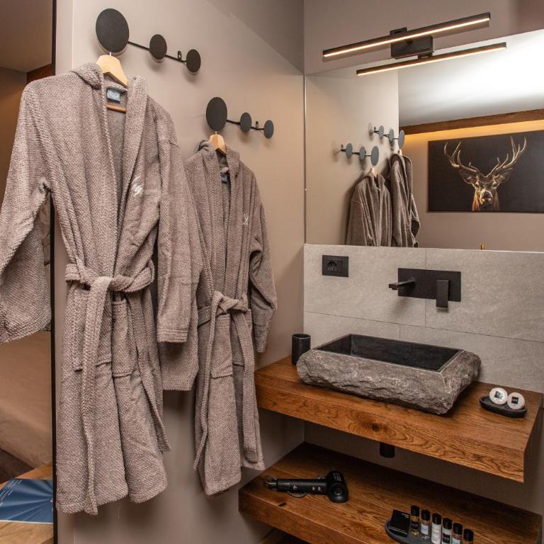 WHISPERING PINES LODGE Mountain view apartment with ski-in access - Appartamento con 1 Camera da Letto - 48