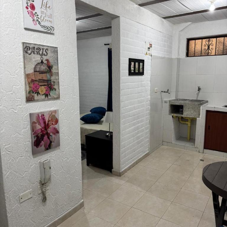 Acogedor Aparta estudio central 104 - Apartamento de 1 dormitorio - 4