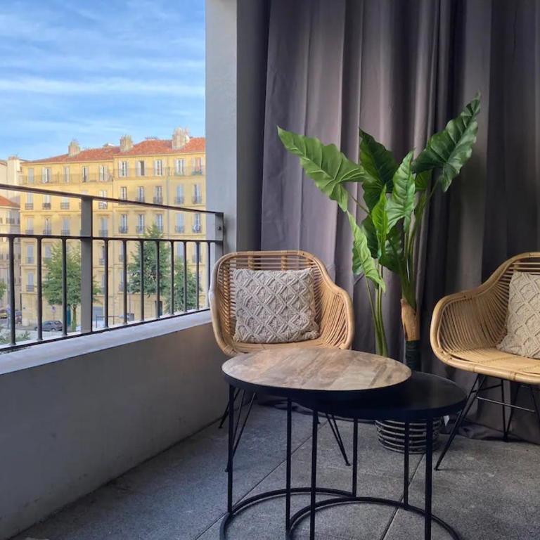 AJ - Stylish Pied-à-Terre à La Joliette - Parking - Appartement 1 Chambre - 24