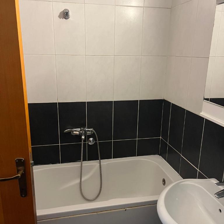 Suit 11 - Apartman sa 2 Spavaće Sobe - 8