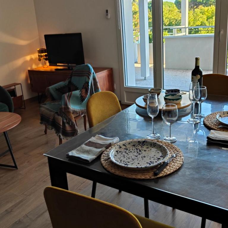 EUEXIA - À MARÉE HAUTE - Magnifique appartement climatisé 70 m2, Grande terrasse 42 m2, classé 4 étoiles - Appartement 2 Chambres - 8