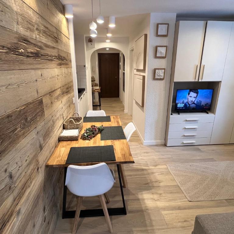 rosina apartment - Madesimo centro, private car parking - Appartamento con 1 Camera da Letto - 29