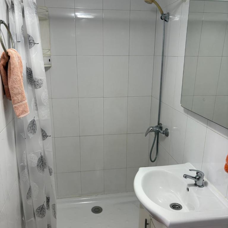 Casa málaga aeropuerto - One-Bedroom House - 4