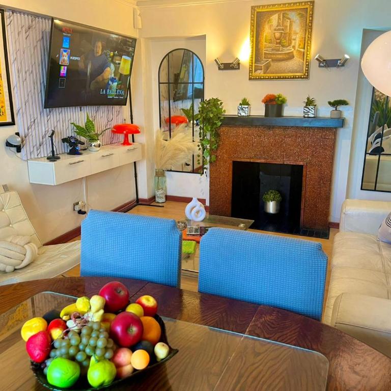 Amplio apartamento para 7 personas a pasos del mar y casino - Three-Bedroom Apartment - 27