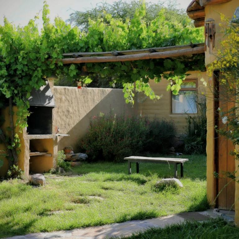 Kenty Wasy - Three-Bedroom House - 53
