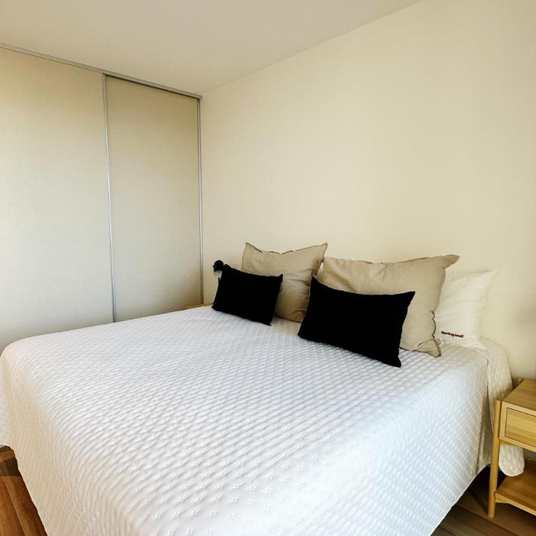 Maires Urbano 504 - Dto Zona Güemes premium con cochera - HOLA SUR - One-Bedroom Apartment - 9