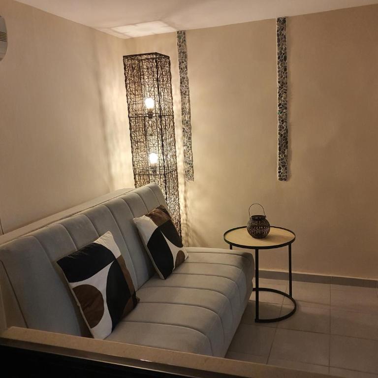 Cozy Studio with a large Terrace and Sea View - Apartman sa 1 Spavaćom Sobom - 18