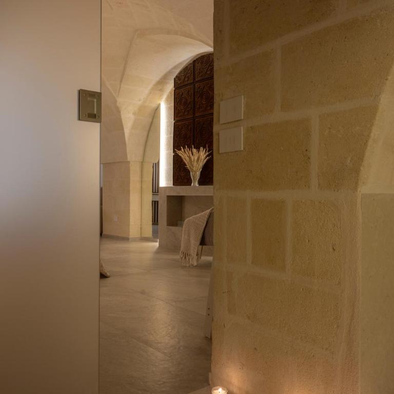 Atipia Cave Suite & SPA - Camera Matrimoniale con Vasca Idromassaggio - 43