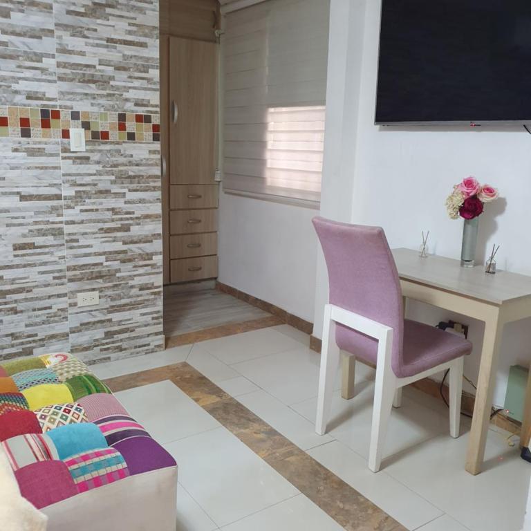 Hotel Cra17a21a avenida 22 cerca a escenario deportivos iglesias y clinicas - Habitación Triple - 10