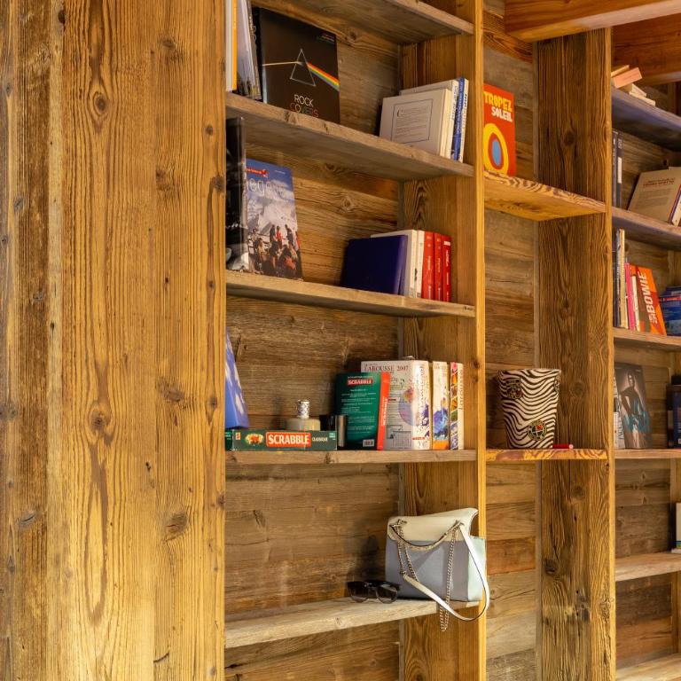 MEGEVE Chalet d'architecte pour 16 personnes - Chalet - 16