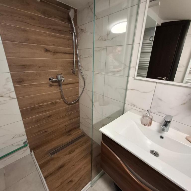 Nana 005 - Apartman sa 1 Spavaćom Sobom - 31