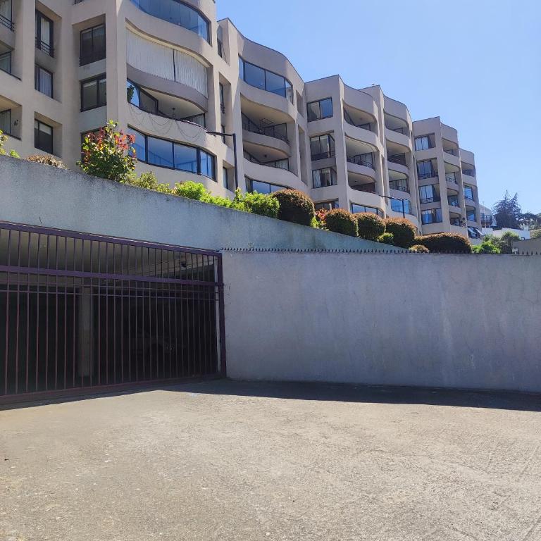 Reñaca pasos - Three-Bedroom Apartment with Sea View - 1