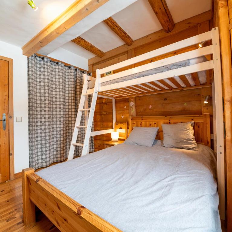 2 spacieux appartements dans une ferme rénovée face au MontBlanc - Appartement - Rez-de-Chaussée - 18
