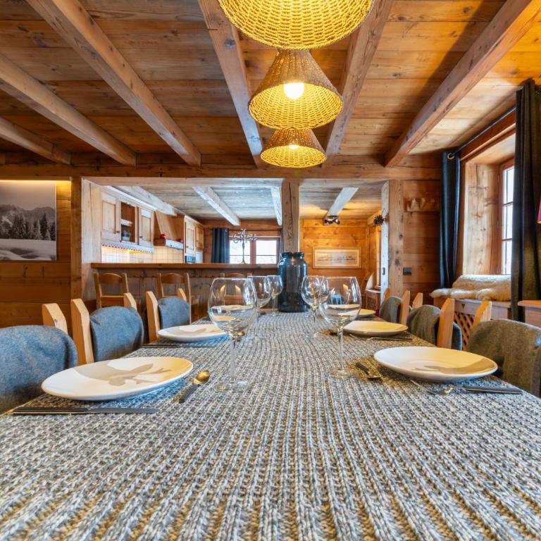 2 spacieux appartements dans une ferme rénovée face au MontBlanc - Appartement - Rez-de-Chaussée - 25