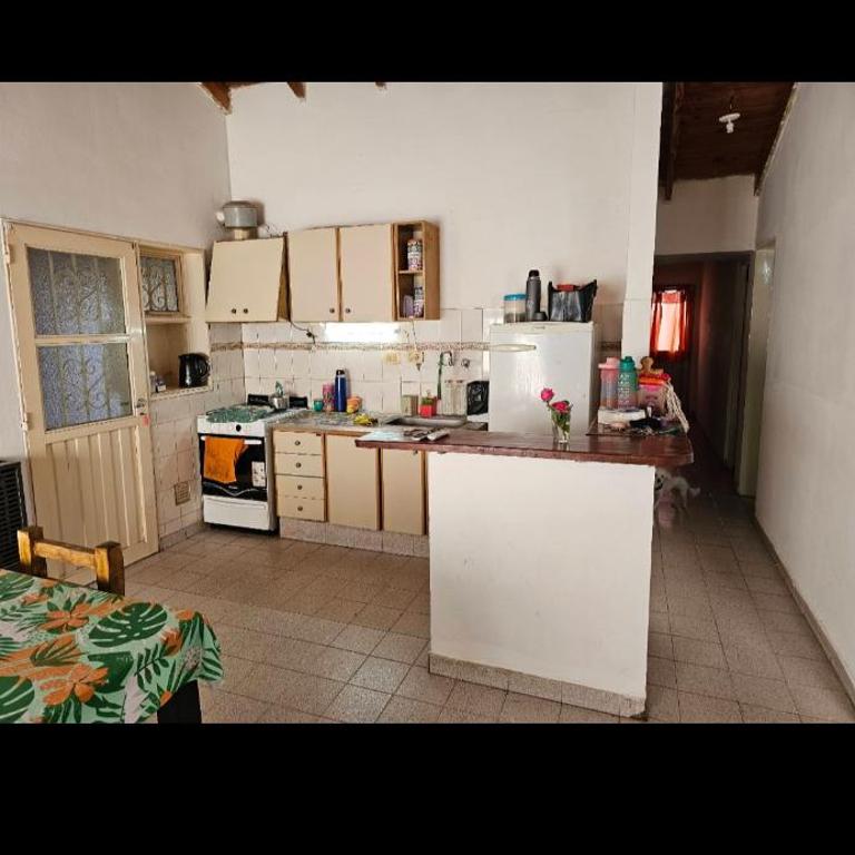 La comarca Alquiler x día casa amplia con garagge - Two-Bedroom House - 4