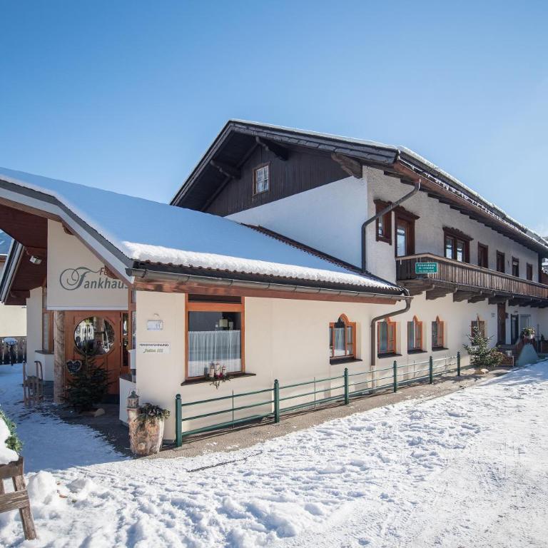 Ferienwohnungen Jutta - Apartment mit 5 Schlafzimmern - auf 2 Ebenen - 1