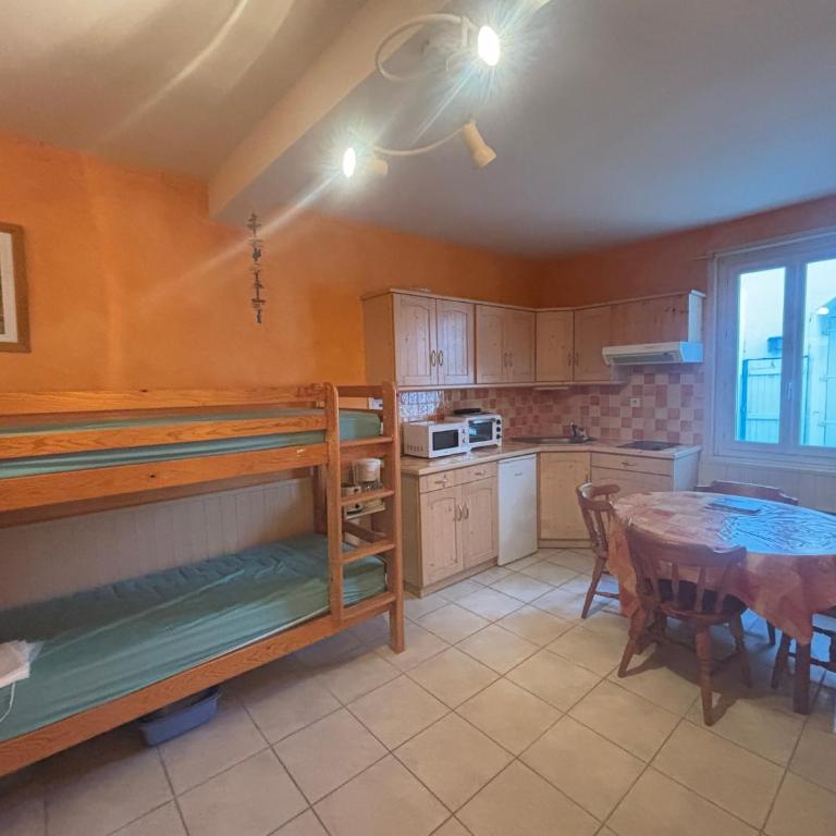 Studio charmant pour 4 personnes proche plage aux Sables-d'Olonne - FR-1-197-614 - Studio - 8