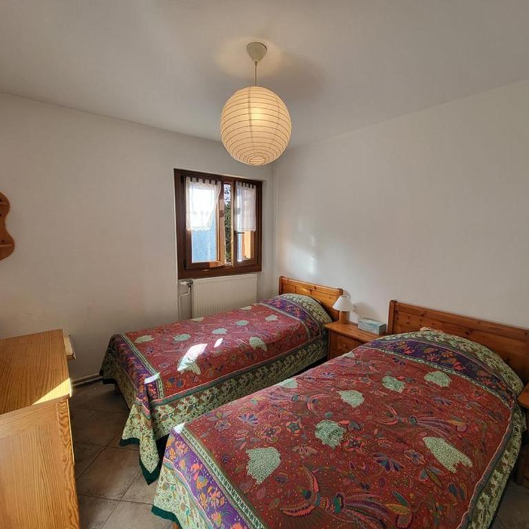 Chalet spacieux avec cheminée et salle de cinéma à Montgenèvre - FR-1-266-242 - Chalet - 14