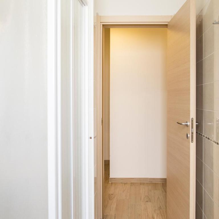 IN FIERA 8 Apartment superior FRONT FAIR - Appartamento Superior con 2 Camere da Letto - 54
