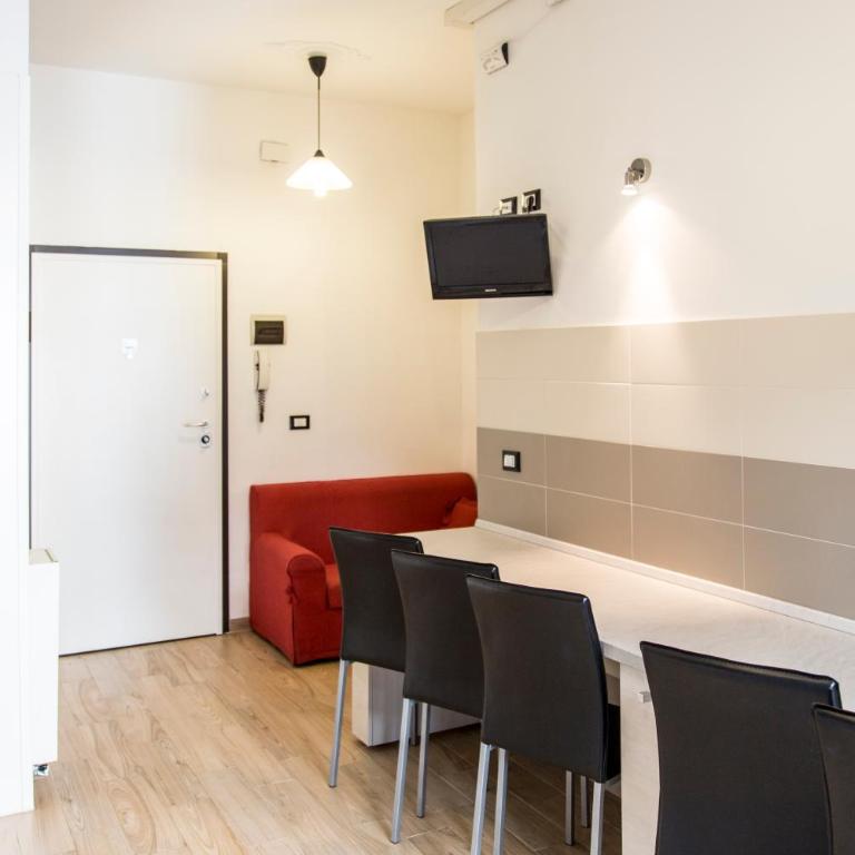 IN FIERA 8 Apartment superior FRONT FAIR - Appartamento Superior con 2 Camere da Letto - 48