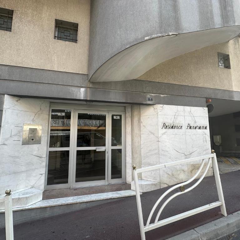 Studio 36mt2 a 5 min a pied boulevard de Belgique MC - Studio - 19