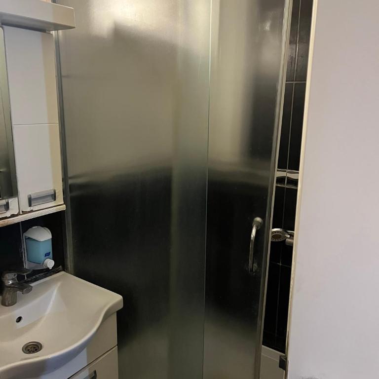 Suit 19 - Apartman sa 2 Spavaće Sobe - 8