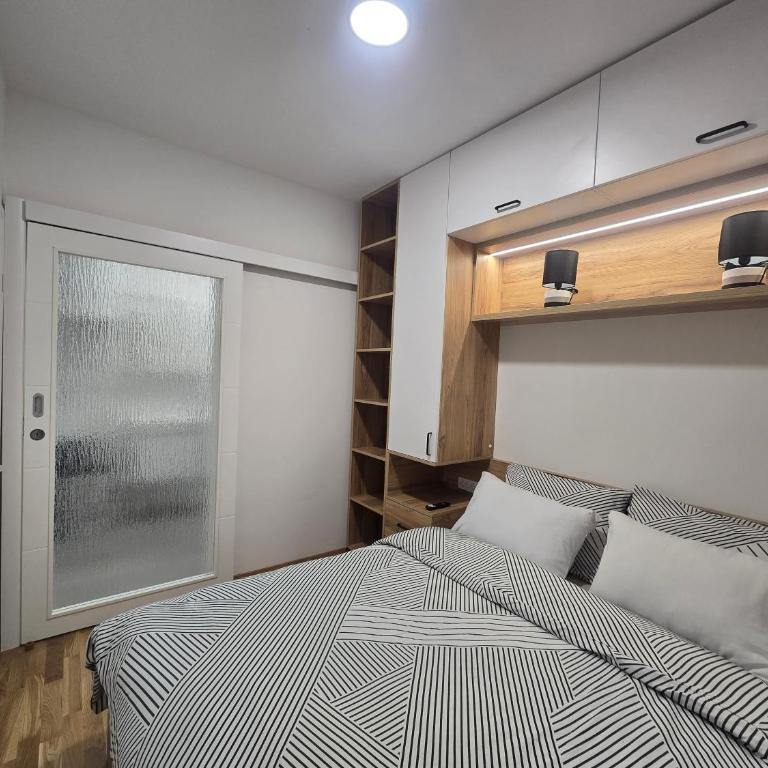 Stan Eleganza - One-Bedroom Apartment - 10