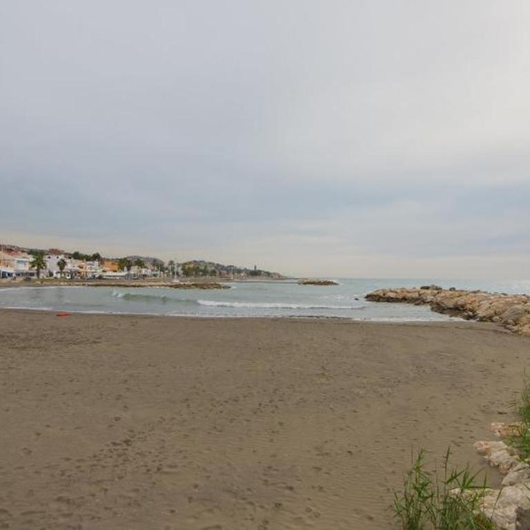 MalagaOnBeach 1 - Two bedrooms - up to 3 people - 20 meters beach - Apartment - Ground Floor - 31