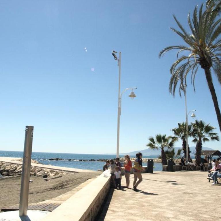 MalagaOnBeach 1 - Two bedrooms - up to 3 people - 20 meters beach - Apartment - Ground Floor - 32