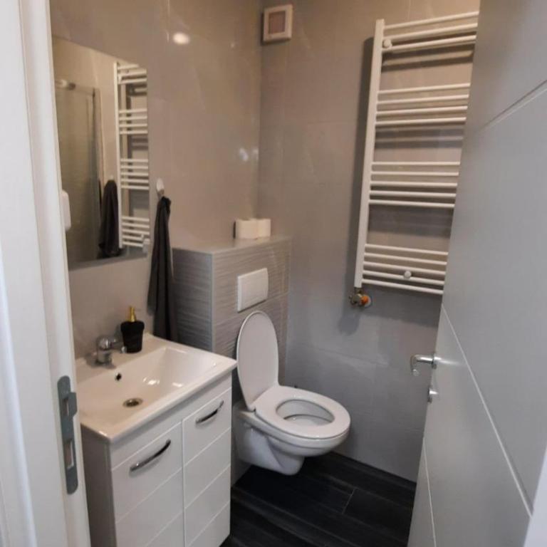 Zlatni San apartman 1 - One-Bedroom Apartment - 7