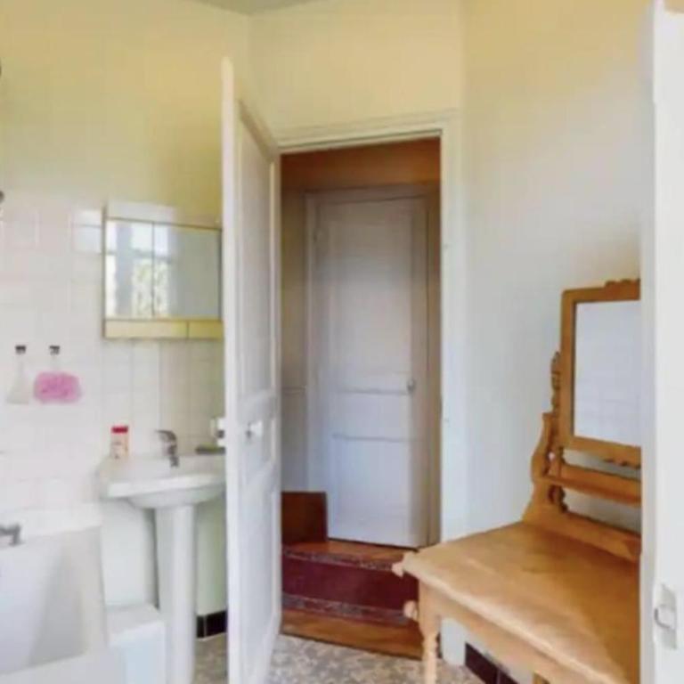 Large family typical Parisian Appartment - Appartement 1 Chambre - 11